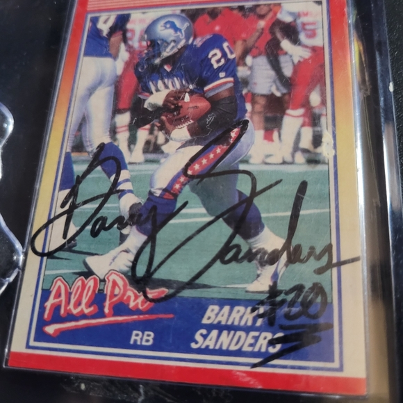 BARRY SANDERS 1990 AUTOGRAPHED ALL - PRO CARD - Picture 8 of 10